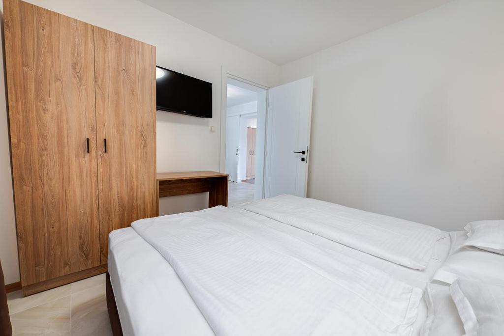 Bed & Breakfast Dosen Baska  Exterior photo